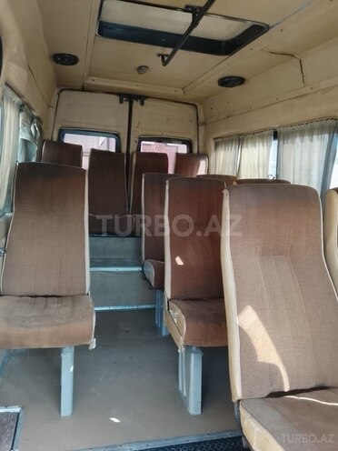 Mercedes Sprinter 312 1995, 312,000 km - 2.9 l - Salyan