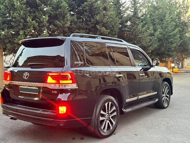 Toyota Land Cruiser 2018, 201,000 km - 4.6 l - Bakı