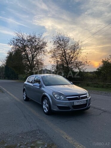 Opel Astra 2006, 267,112 km - 1.3 l - Qax