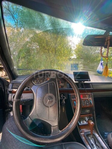 Mercedes E 220 1994, 508,000 km - 2.2 л - Sumqayıt