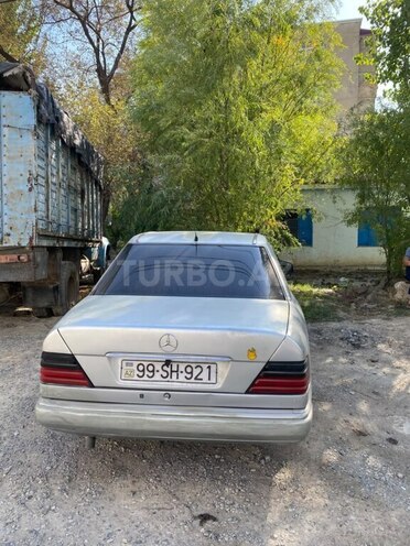 Mercedes E 220 1994, 508,000 km - 2.2 л - Sumqayıt