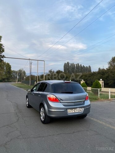 Opel Astra 2006, 267,112 km - 1.3 l - Qax