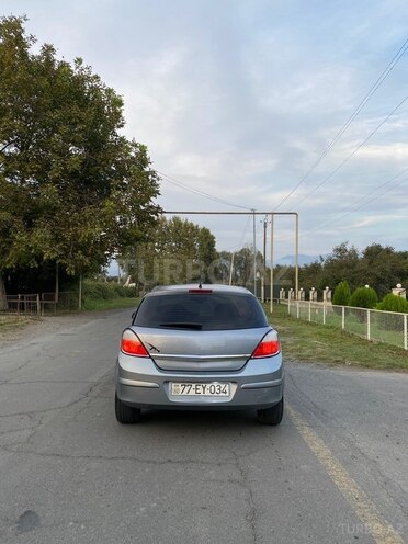 Opel Astra 2006, 267,112 km - 1.3 l - Qax