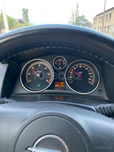 Opel Astra 2006, 267,112 km - 1.3 l - Qax