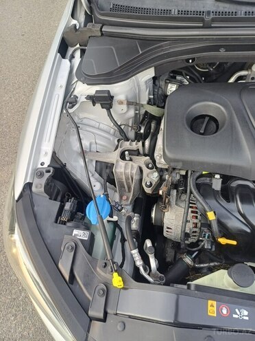 Hyundai Elantra 2016, 220,000 km - 1.6 л - Gəncə