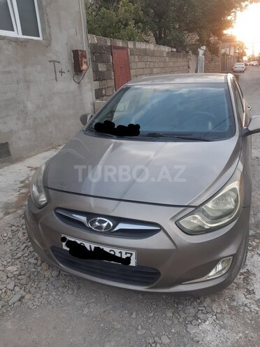 Hyundai Accent 2013, 398,000 km - 1.6 l - Bakı