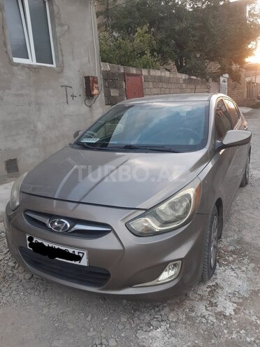 Hyundai Accent 2013, 398,000 km - 1.6 l - Bakı