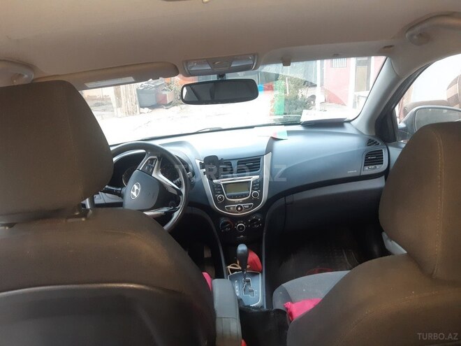Hyundai Accent 2013, 398,000 km - 1.6 l - Bakı