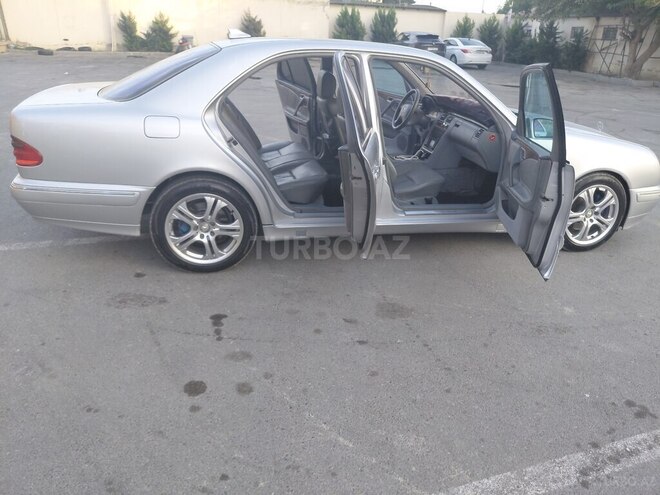 Mercedes E 240 2000, 398,502 km - 2.4 l - Bakı