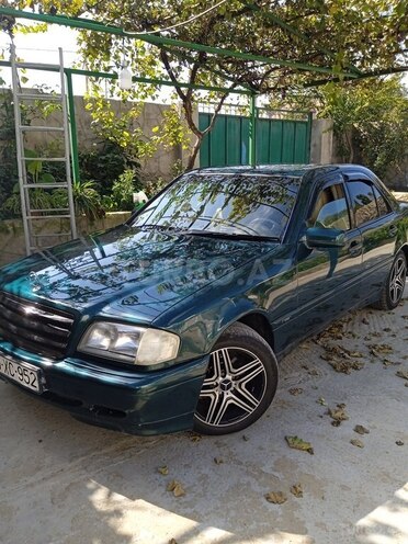 Mercedes C 180 1996, 650,000 km - 1.8 л - Qusar
