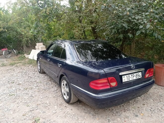 Mercedes E 200 1997, 100,000 km - 2.0 l - Neftçala