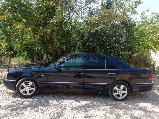 Mercedes E 200 1997, 100,000 km - 2.0 l - Neftçala
