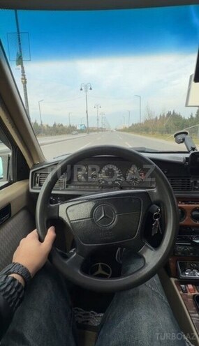 Mercedes 190 1992, 500,000 km - 2.0 л - Sumqayıt
