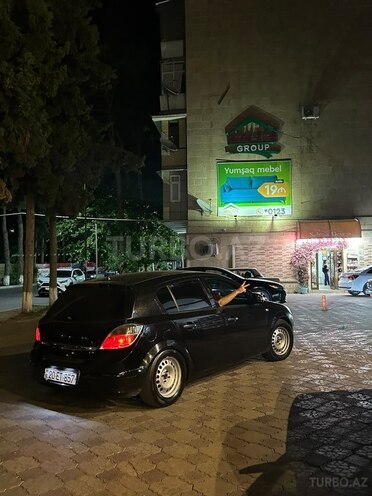 Opel Astra 2009, 257,000 km - 1.4 л - Qazax