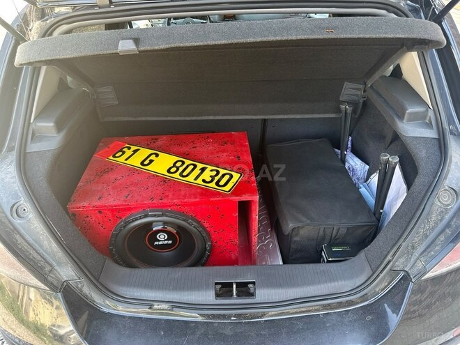 Opel Astra 2009, 257,000 km - 1.4 л - Qazax
