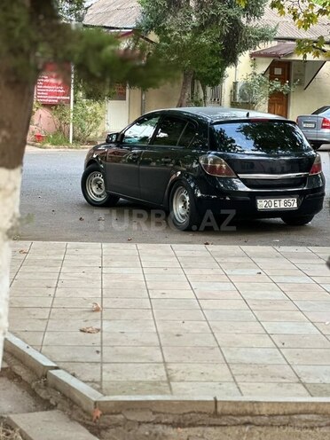 Opel Astra 2009, 257,000 km - 1.4 л - Qazax