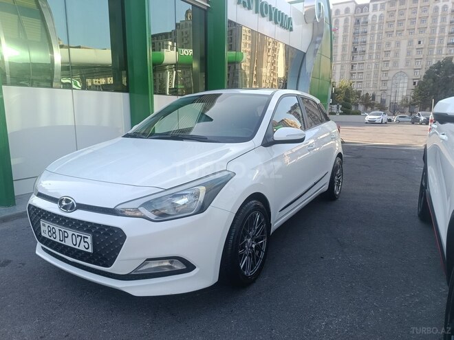 Hyundai i20 2016, 127,200 km - 1.1 л - Bakı