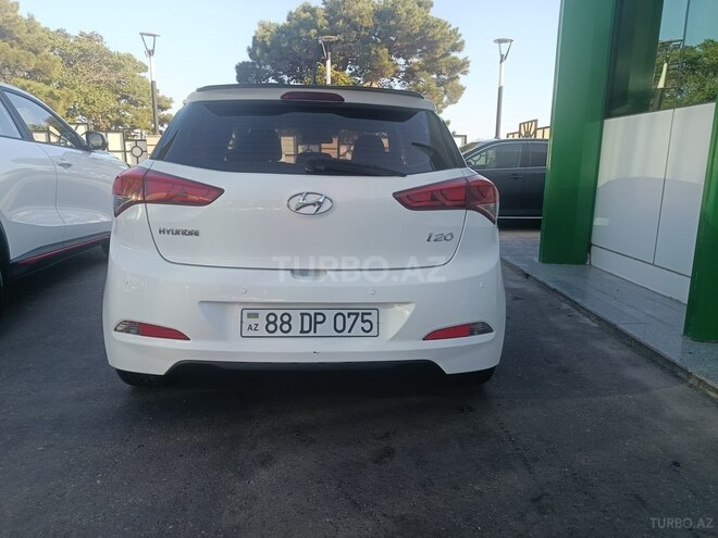 Hyundai i20 2016, 127,200 km - 1.1 л - Bakı