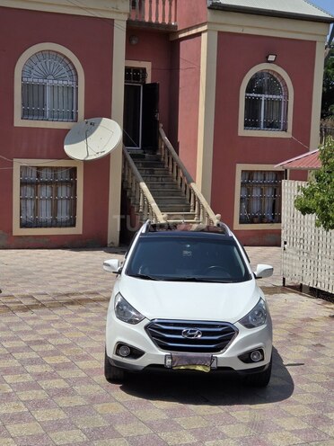 Hyundai ix35 2011, 270,000 km - 2.0 l - Bakı