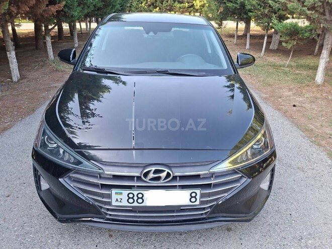 Hyundai Elantra 2018, 150,000 km - 2.0 л - Bakı