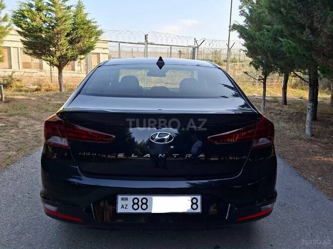 Hyundai Elantra 2018, 150,000 km - 2.0 л - Bakı