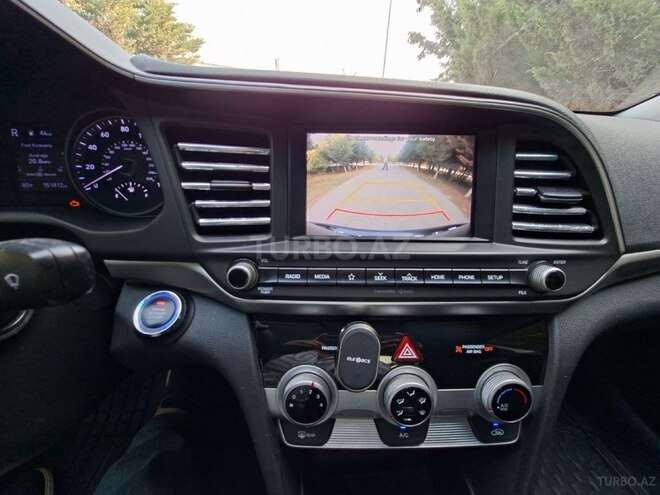Hyundai Elantra 2018, 150,000 km - 2.0 л - Bakı