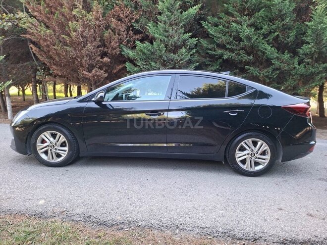 Hyundai Elantra 2018, 150,000 km - 2.0 л - Bakı