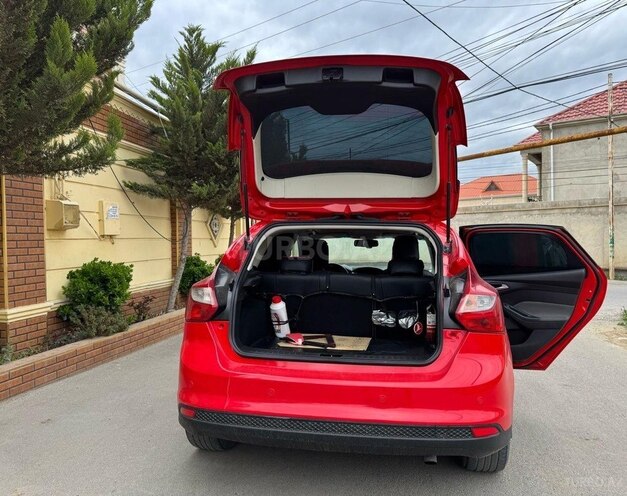 Ford Focus 2013, 187,000 km - 1.6 л - Bakı