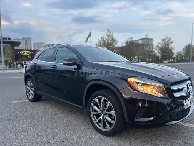 Mercedes GLA 250 4MATIC 2015, 123,000 km - 2.0 л - Bakı