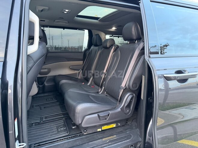Kia Carnival 2024, 12,000 km - 1.6 l - Bakı