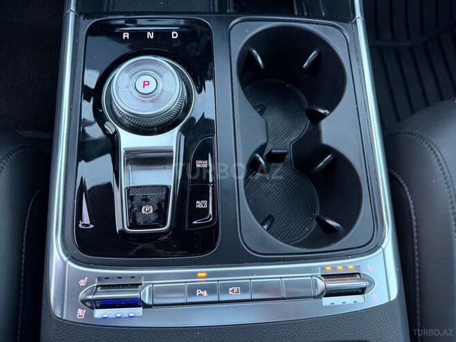 Kia Carnival 2024, 12,000 km - 1.6 l - Bakı
