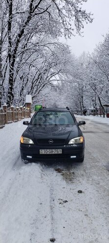 Opel Astra 1998, 600,000 km - 1.6 l - Quba