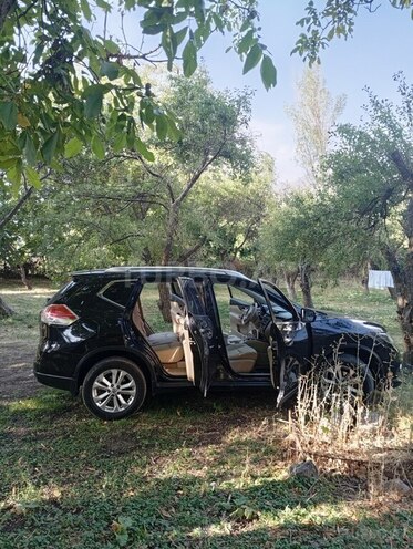 Nissan X-Trail 2014, 130,000 km - 2.5 l - Naxçıvan