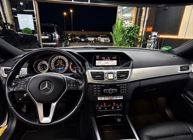 Mercedes E 250 2015, 187,300 km - 2.1 l - Bakı