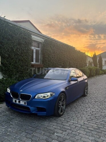 BMW M5 2013, 119,000 km - 4.4 л - Bakı