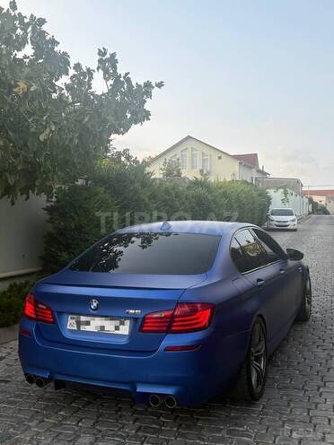 BMW M5 2013, 119,000 km - 4.4 л - Bakı