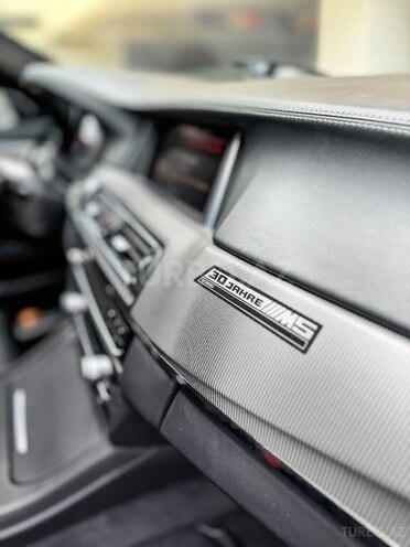 BMW M5 2013, 119,000 km - 4.4 л - Bakı