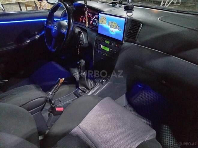 Toyota Corolla 2006, 269,000 km - 1.4 l - Şirvan