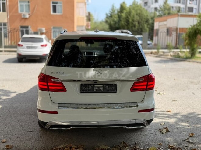 Mercedes GL 350 4MATIC 2014, 303,000 km - 3.0 л - Xırdalan