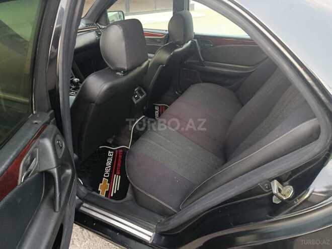 Mercedes E 220 1996, 236,323 km - 2.2 л - Bərdə