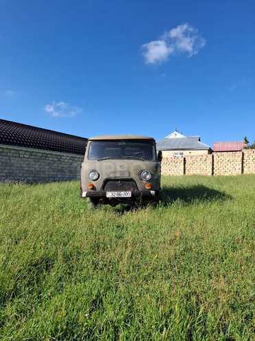 UAZ 3303 1990, 105,000 km - 2.4 л - Qobustan