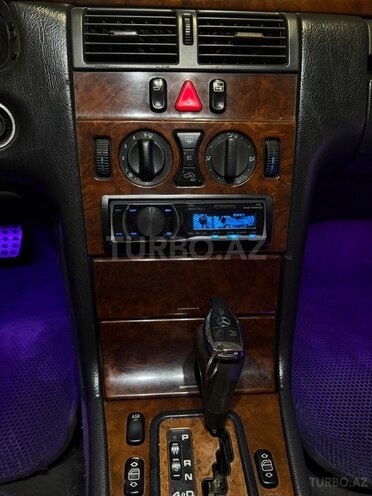 Mercedes E 240 1998, 400,000 km - 2.4 l - Gəncə