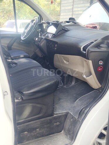 Ford Tourneo Custom 2014, 420,000 km - 2.2 l - Şəki