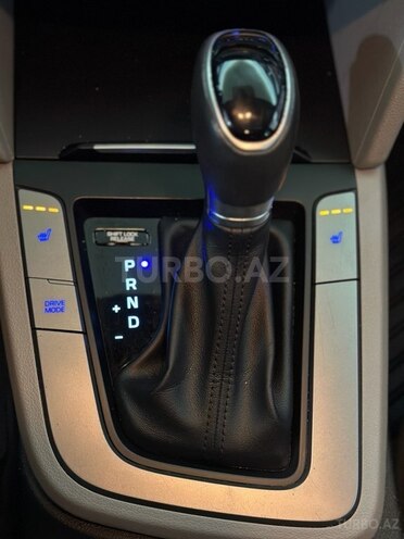 Hyundai Elantra 2018, 115,000 km - 2.0 l - Bakı