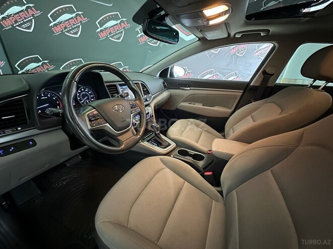 Hyundai Elantra 2018, 115,000 km - 2.0 l - Bakı