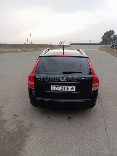Kia  2009, 250,000 km - 1.4 l - Tovuz