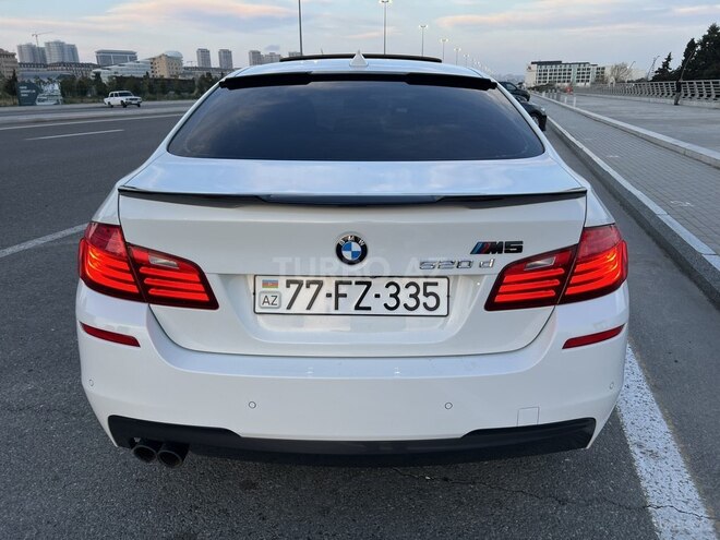 BMW  2016, 240,000 km - 2.0 л - Bakı