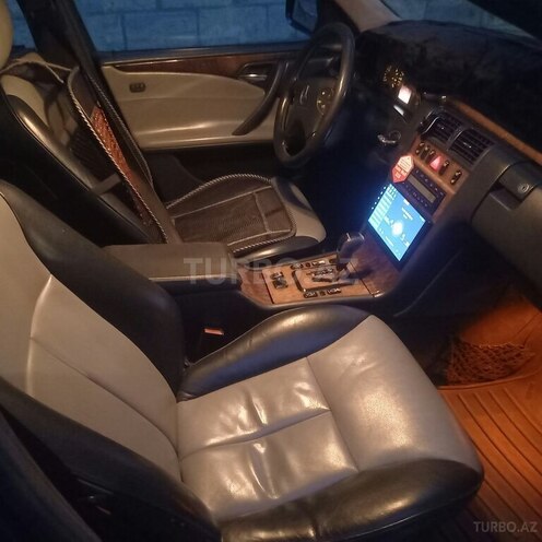 Mercedes E 220 1999, 400,000 km - 2.2 л - Dəliməmmədli