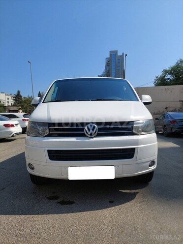 Volkswagen Caravelle 2014, 228,000 km - 2.0 l - Bakı