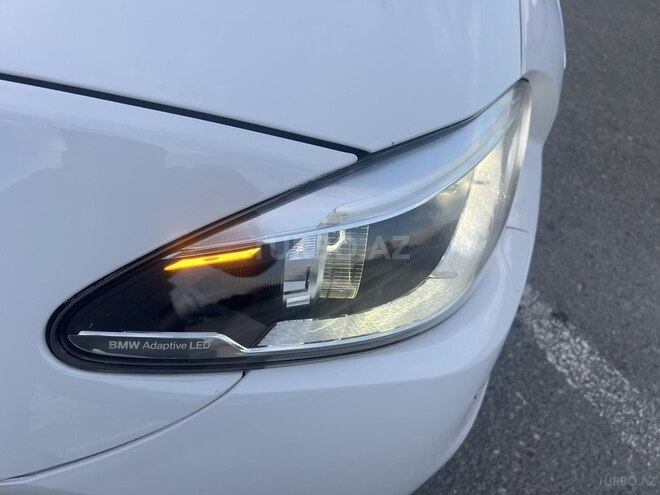BMW  2016, 240,000 km - 2.0 л - Bakı